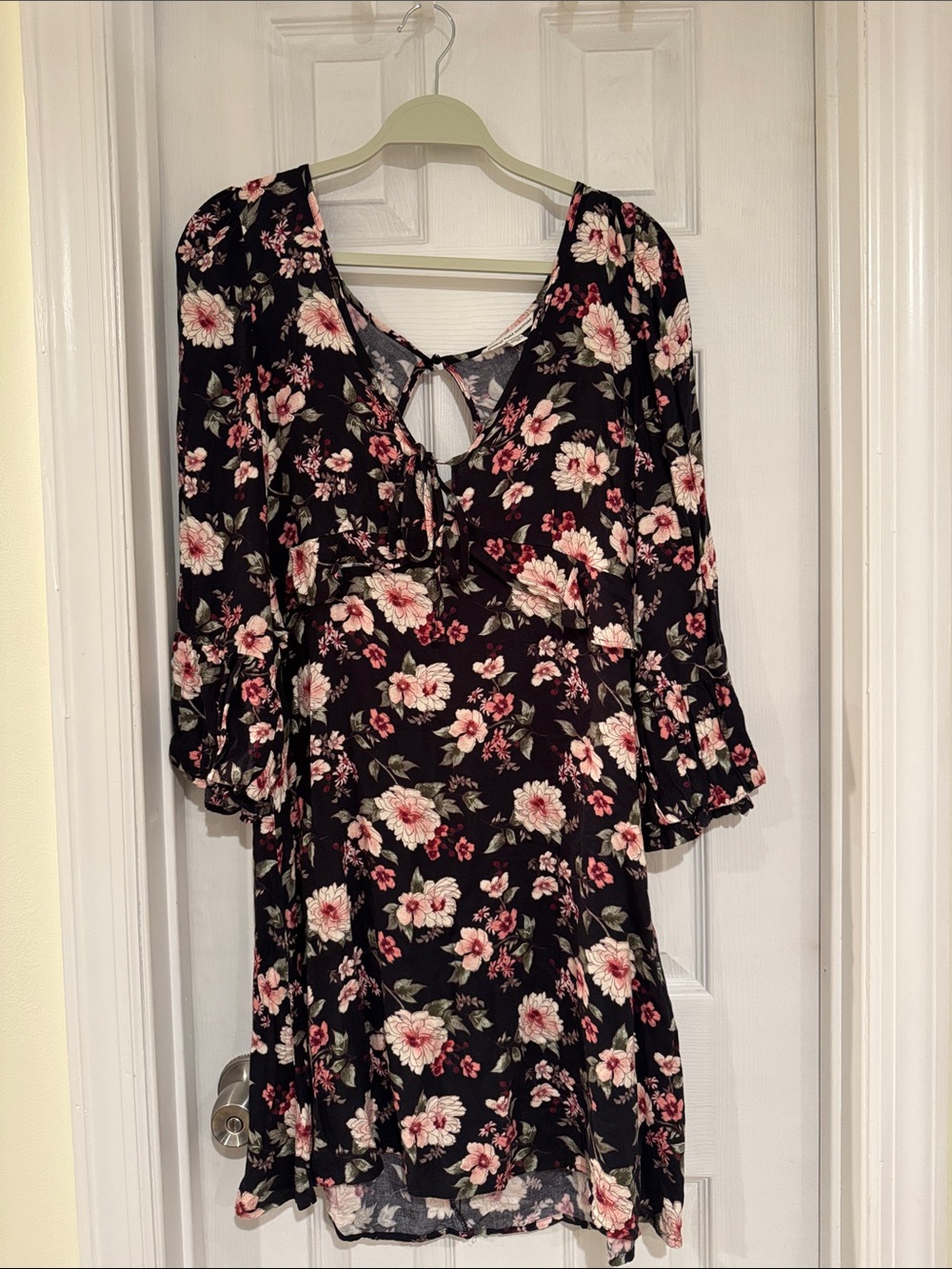 American Eagle Outfitters Black Floral Tie-Front Dress